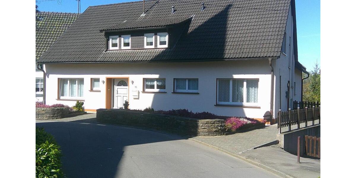 Mehrfamilienhaus, Wohnhaus Gummersbach Hepel - 385.000&euro; | Angebot:26950532
