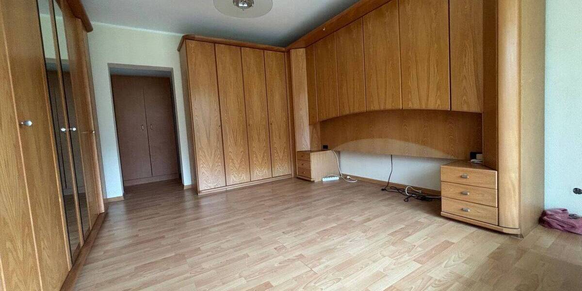 Etagenwohnung Gummersbach Dümmlinghausen - 4 Zimmer, 113 m&sup2;, 188.000&euro; | Angebot:26015188