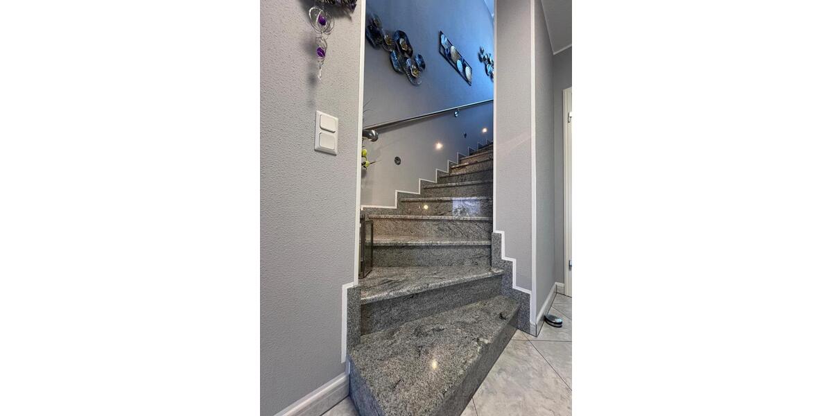 Doppelhaushälfte Wipperfürth - 7 Zimmer, 600.000&euro; | Angebot:23149281