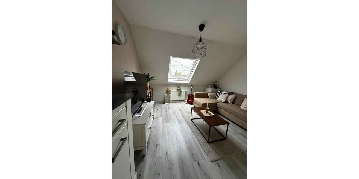 Dachgeschoßwohnung Windeck - 3 Zimmer, 60 m&sup2;, 550&euro; | Angebot:25961180