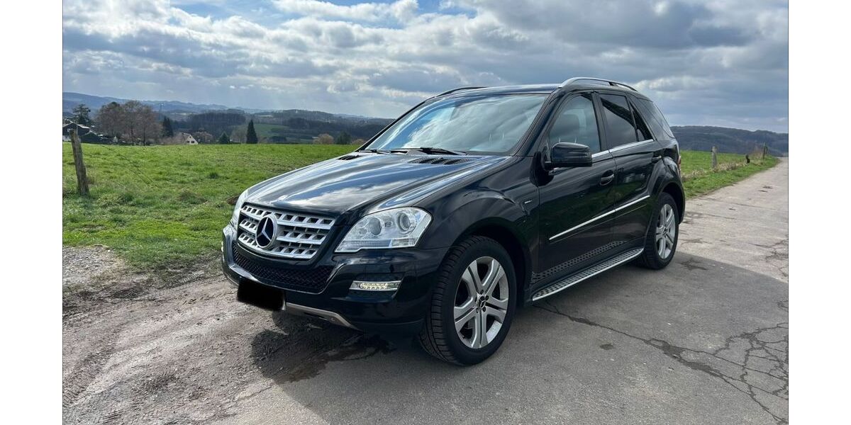 Mercedes-Benz ML 350 195.000 km 14.599 &euro; Kürten 51515
