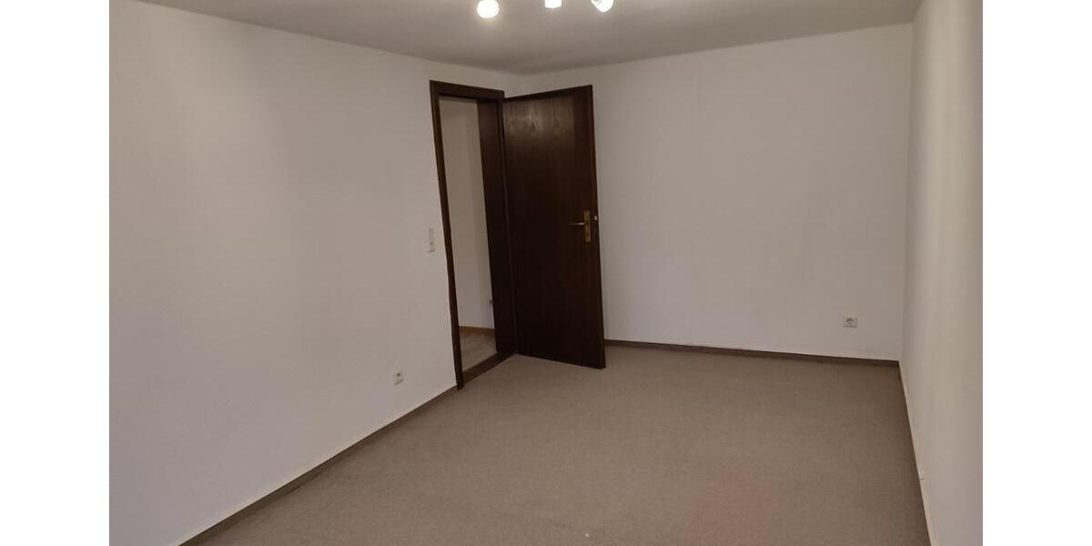 Erdgeschoßwohnung Bergneustadt - 1 Zimmer, 70 m&sup2;, 610&euro; | Angebot:25061967