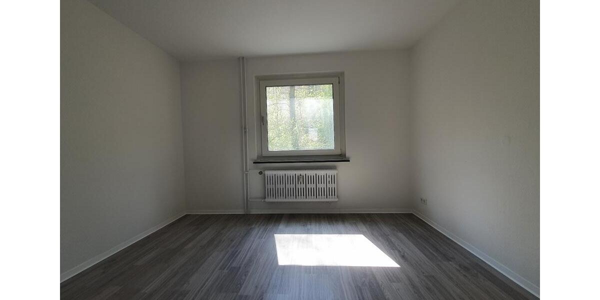 Erdgeschoßwohnung Werdohl - 3 Zimmer, 63 m&sup2;, 363&euro; | Angebot:25570079