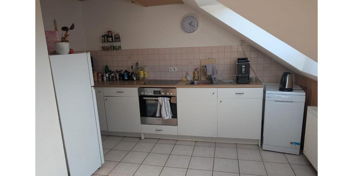 Dachgeschoßwohnung Windeck - 2 Zimmer, 72 m&sup2;, 480&euro; | Angebot:25988624