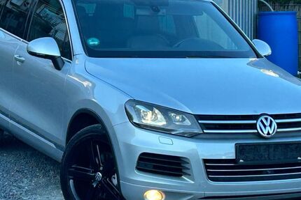VW Touareg 263.300 km 8.999 &euro; Overath bei Köln 51491