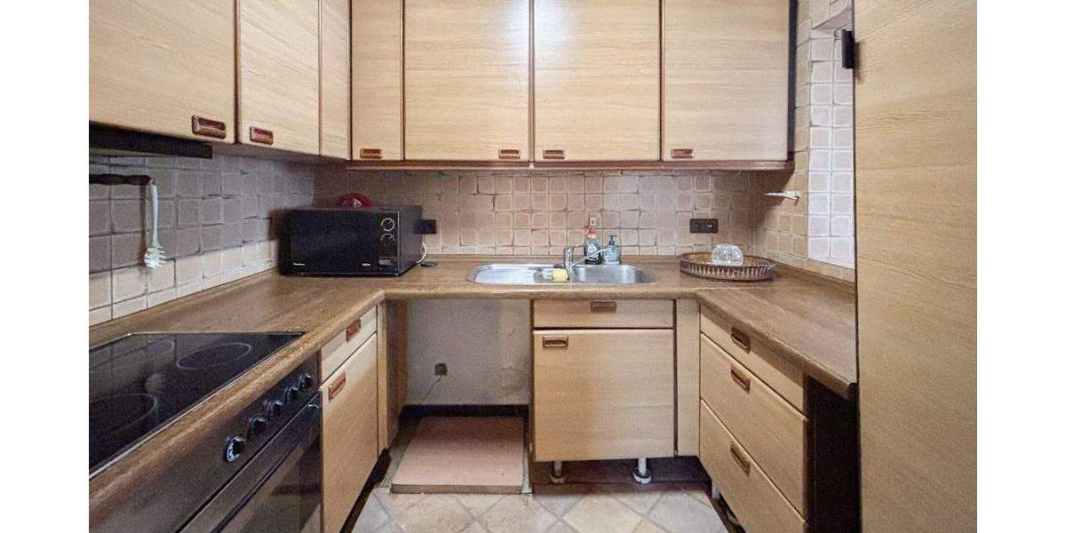 Mehrfamilienhaus, Wohnhaus Windeck Rosbach - 6 Zimmer, 172 m&sup2;, 199.000&euro; | Angebot:25738135