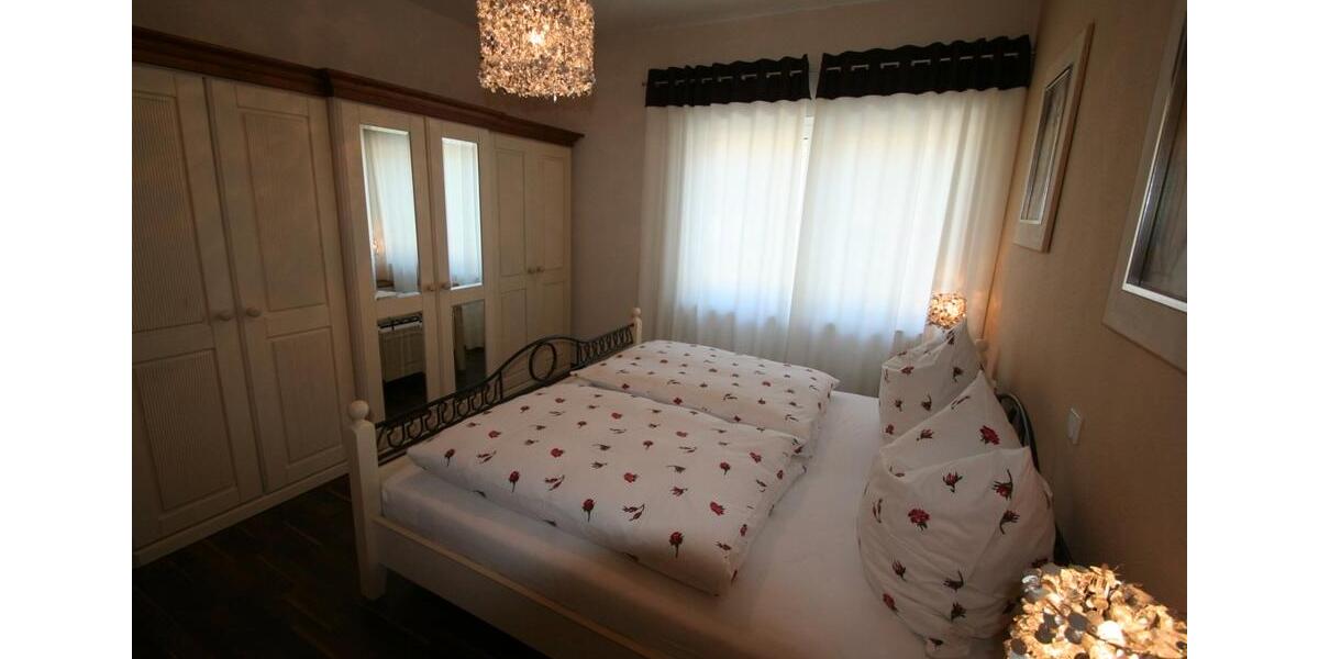 Dachgeschoßwohnung Reichshof - 2 Zimmer, 71 m&sup2;, 1.500&euro; | Angebot:27533813