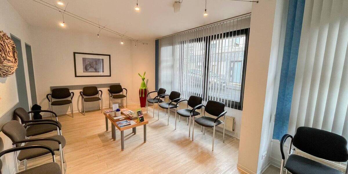 Gewerbeobjekt Wissen - 9 Zimmer, 900&euro; | Angebot:26106223