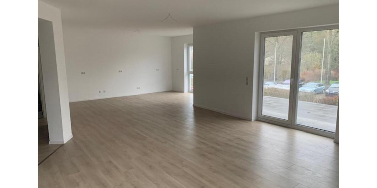 Doppelhaushälfte Nümbrecht - 9 Zimmer, 268 m&sup2;, 475.000&euro; | Angebot:21692398