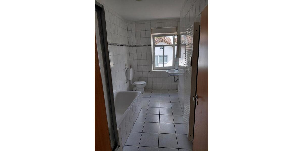 Etagenwohnung Attendorn - 3 Zimmer, 75 m&sup2;, 585&euro; | Angebot:27570337
