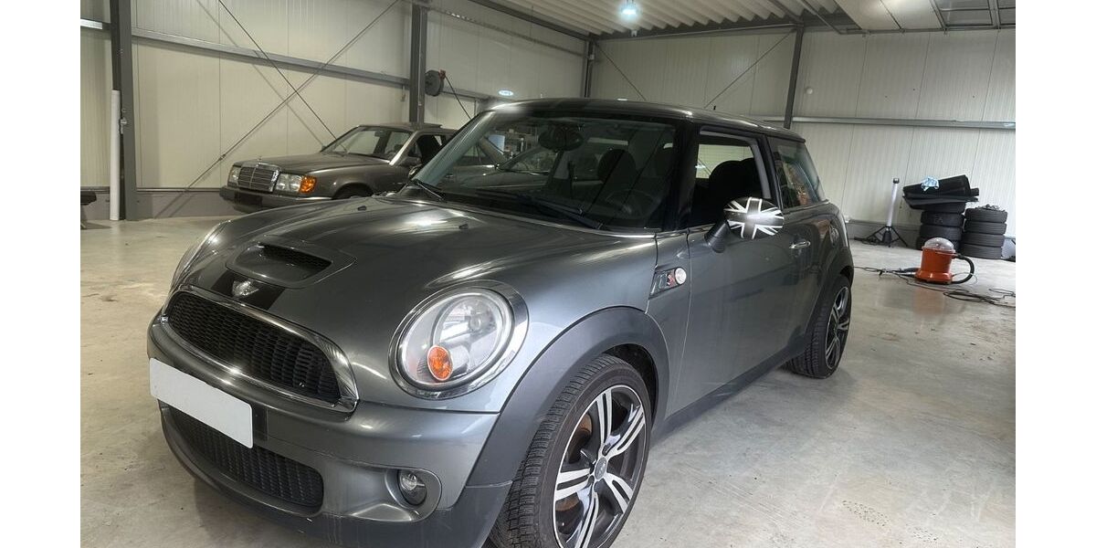 Mini Cooper S 158.000 km 2.950 &euro; Plettenberg 58840