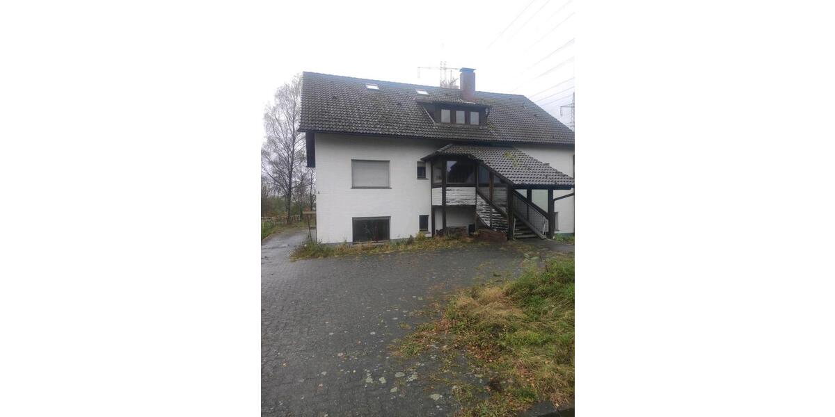 Einfamilienhaus Windeck - 15 Zimmer, 370 m&sup2;, 350.000&euro; | Angebot:26007677