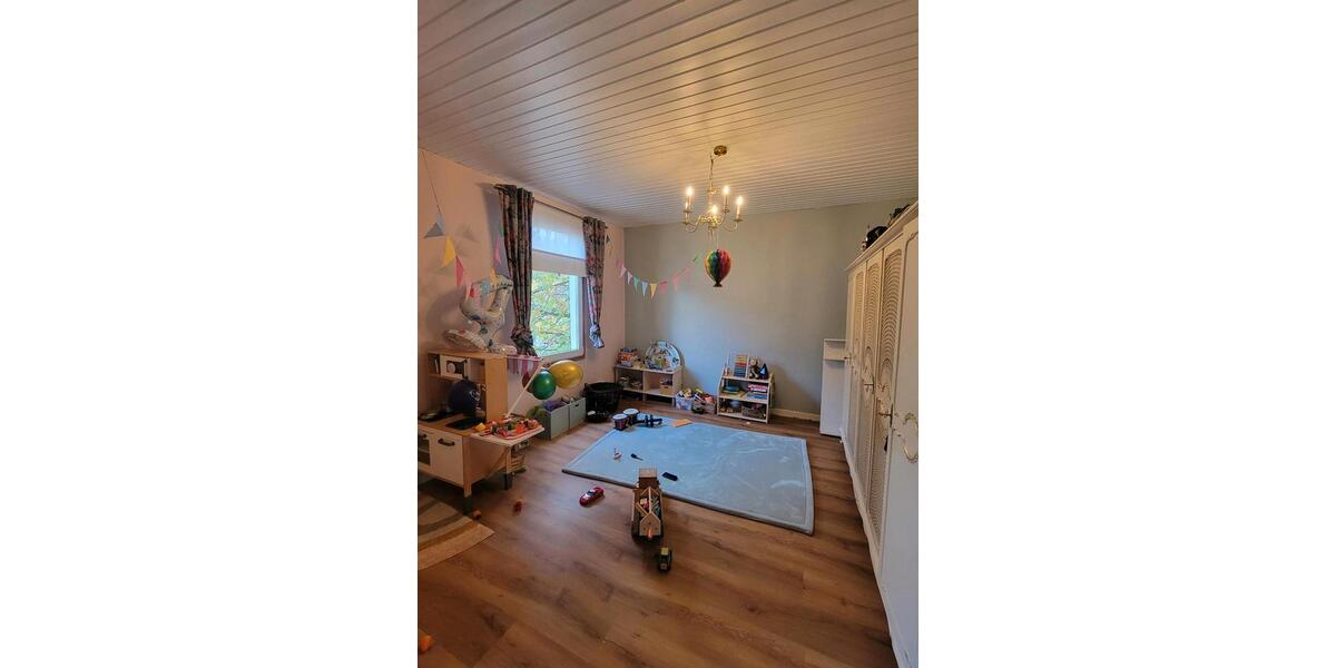 Einfamilienhaus Wiehl - 6 Zimmer, 140 m&sup2;, 359.000&euro; | Angebot:25961800