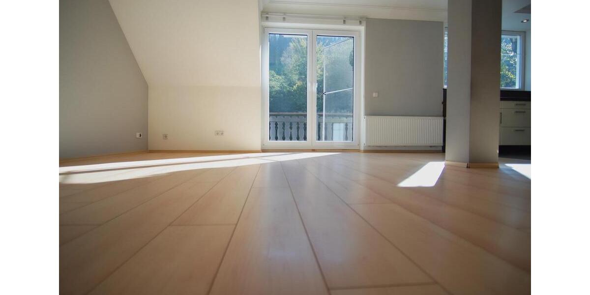 Maisonettenwohnung Kürten - 3 Zimmer, 110 m&sup2;, 1.050&euro; | Angebot:25988808