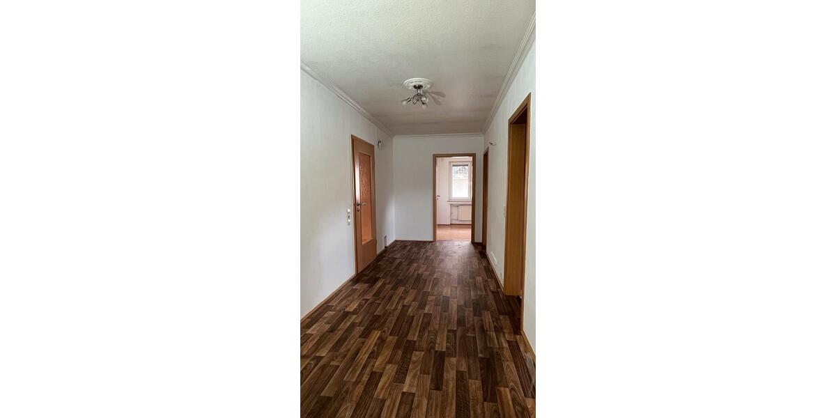 Etagenwohnung Gummersbach Berstig Süd - 4 Zimmer, 90 m&sup2;, 670&euro; | Angebot:27572231