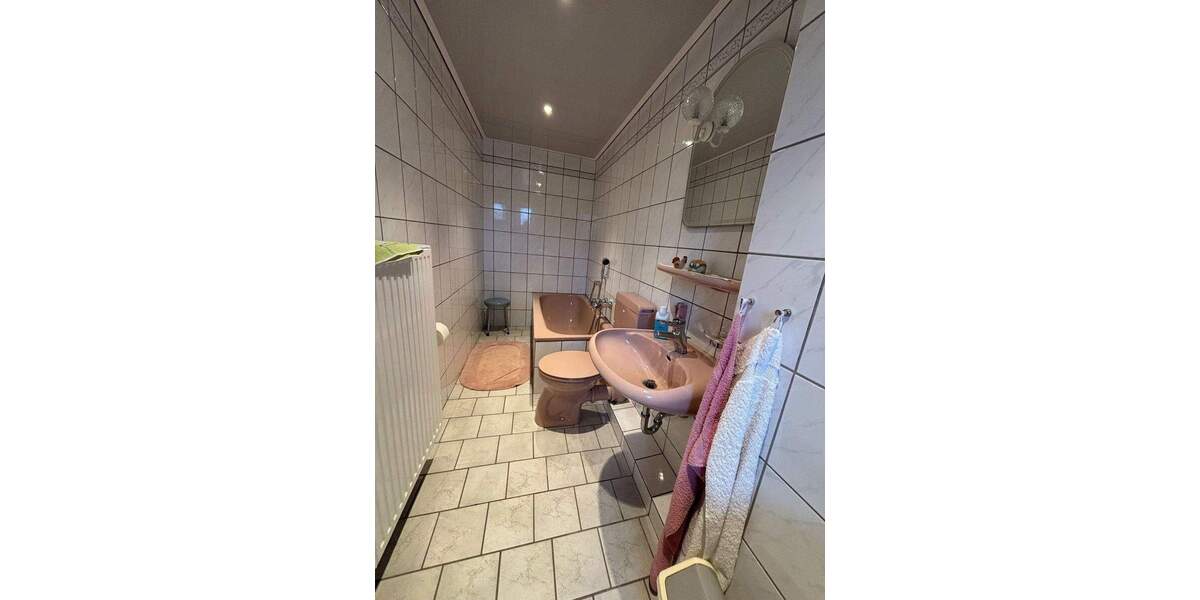 Mehrfamilienhaus, Wohnhaus Olpe Rhonard - 1 Zimmer, 1.180.000&euro; | Angebot:25666279