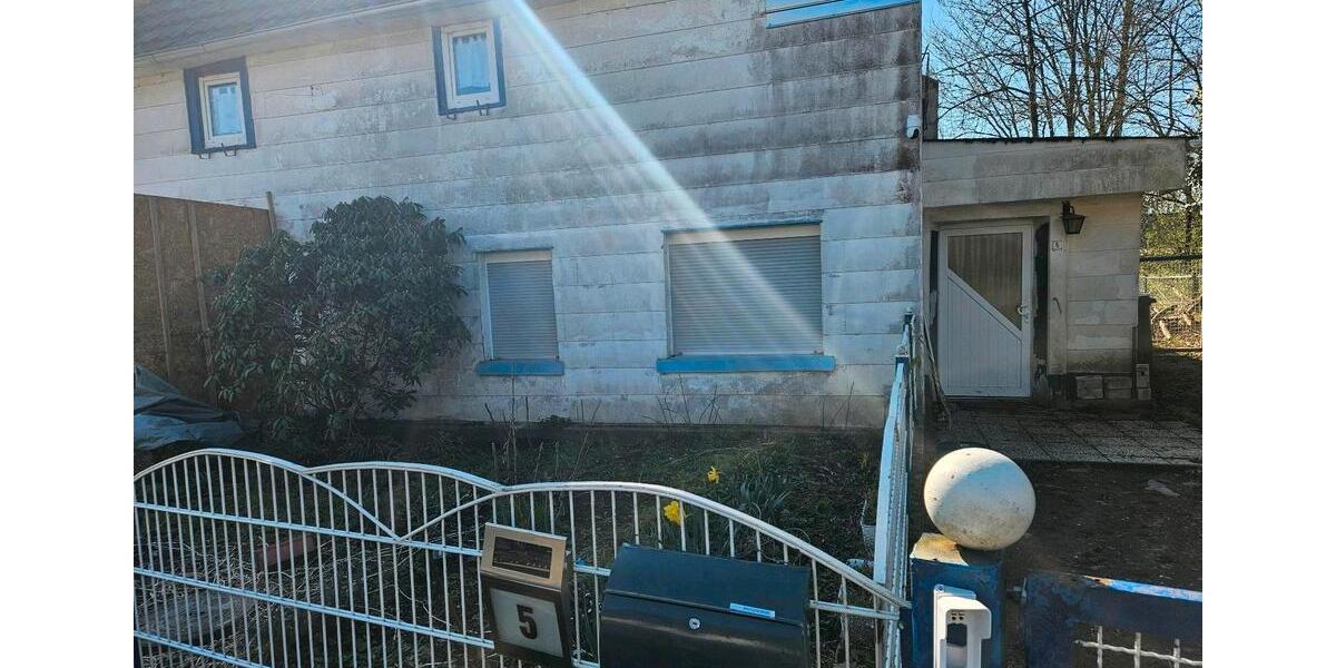 Einfamilienhaus Etzbach - 8 Zimmer, 130 m&sup2;, 1.200&euro; | Angebot:26323072