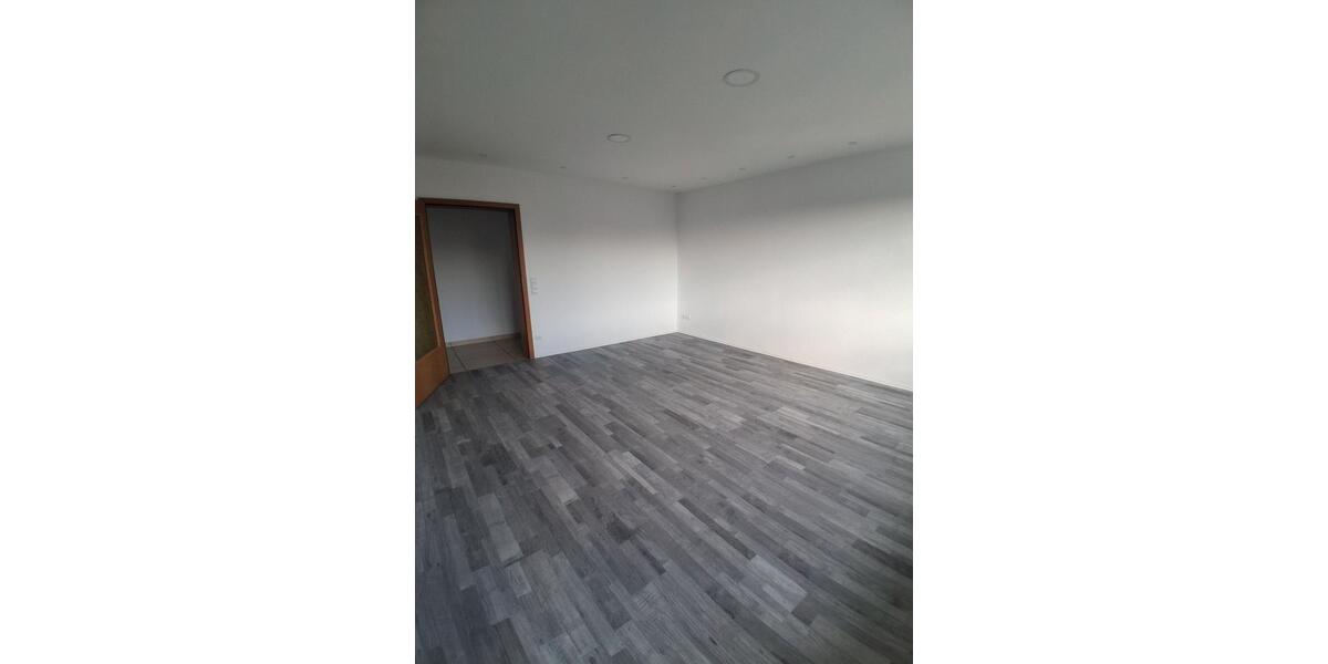 Etagenwohnung Wiehl - 4 Zimmer, 101 m&sup2;, 960&euro; | Angebot:26019155