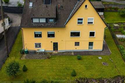 Haus Gummersbach Berstig Süd - 9 Zimmer, 215 m&sup2;, 379.000&euro; | Angebot:27265202
