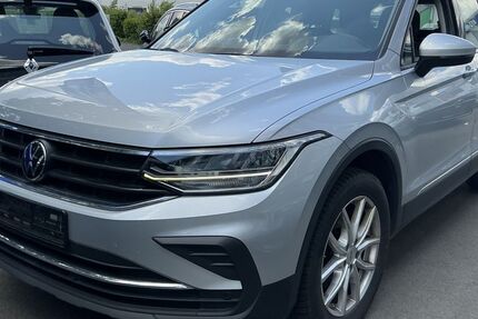 VW Tiguan 123.416 km 23.400 &euro; Eitorf 53783