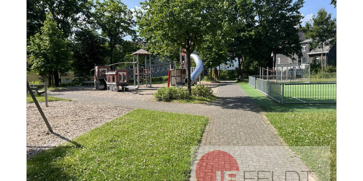 Einfamilienhaus Plettenberg Holthausen - 1 Zimmer, 266 m&sup2;, 345.000&euro; | Angebot:25696077