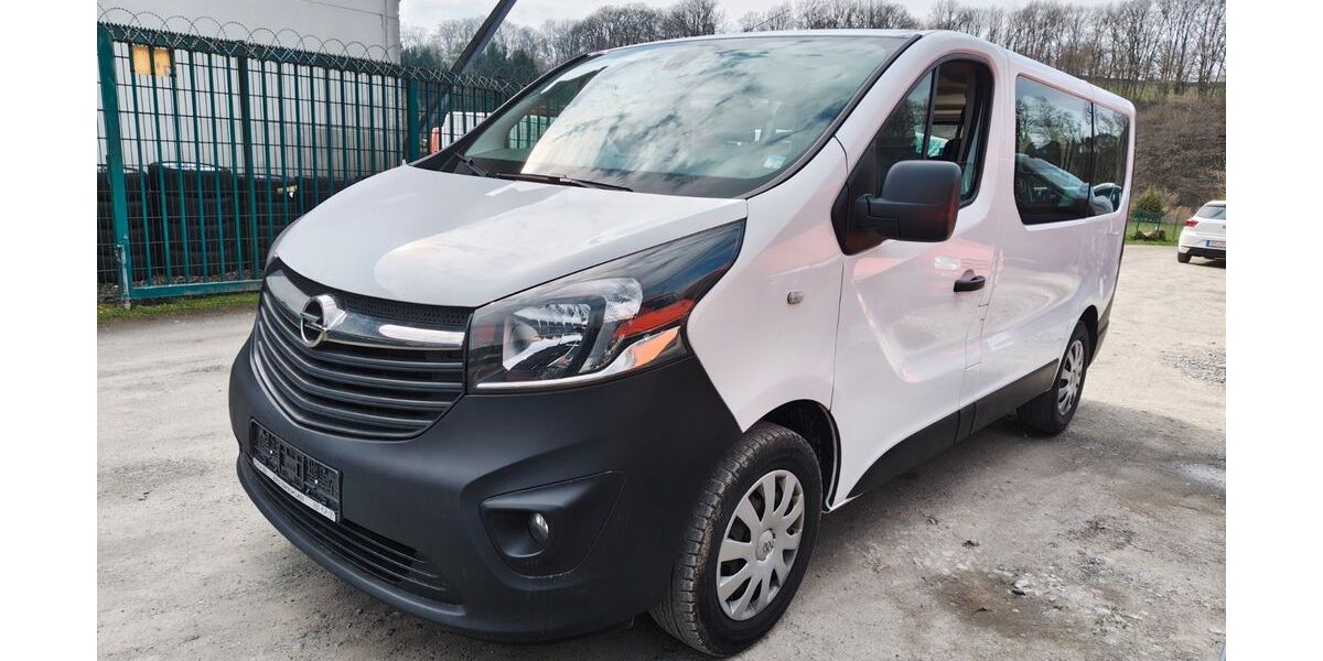 Opel Vivaro 93.200 km 13.999 &euro; Fürthen 57539