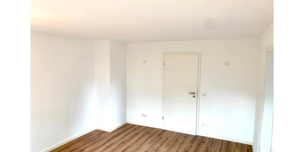 Erdgeschoßwohnung Engelskirchen - 3 Zimmer, 110 m&sup2;, 1.100&euro; | Angebot:25963693