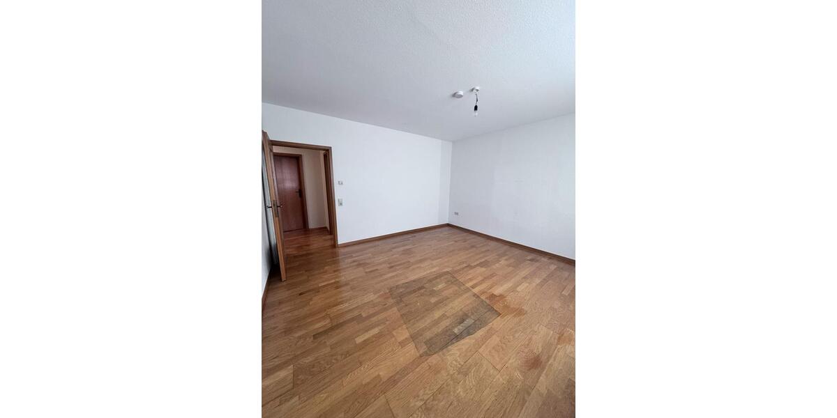 Etagenwohnung Radevormwald - 2 Zimmer, 57 m&sup2;, 480&euro; | Angebot:25365384