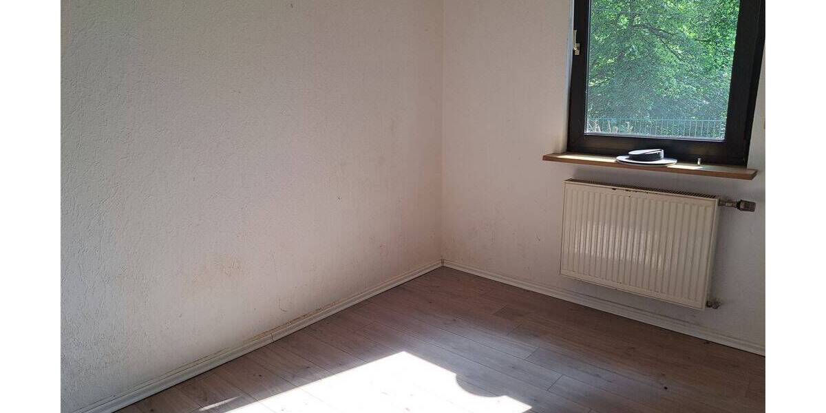 Mehrfamilienhaus, Wohnhaus Kürten - 7 Zimmer, 186 m&sup2;, 350.000&euro; | Angebot:25699790