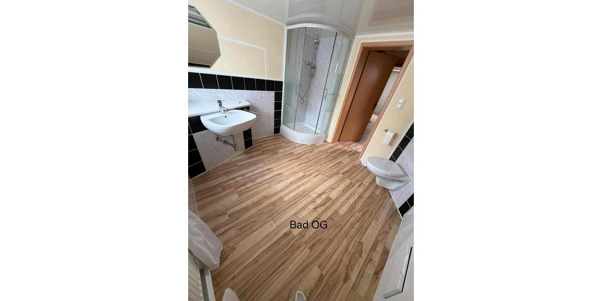 Einfamilienhaus Bergneustadt - 5 Zimmer, 130 m&sup2;, 245.000&euro; | Angebot:25547124