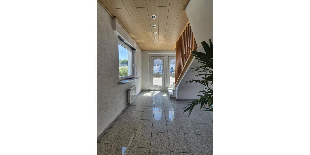 Erdgeschoßwohnung Lindlar - 3 Zimmer, 91 m&sup2;, 800&euro; | Angebot:25884314