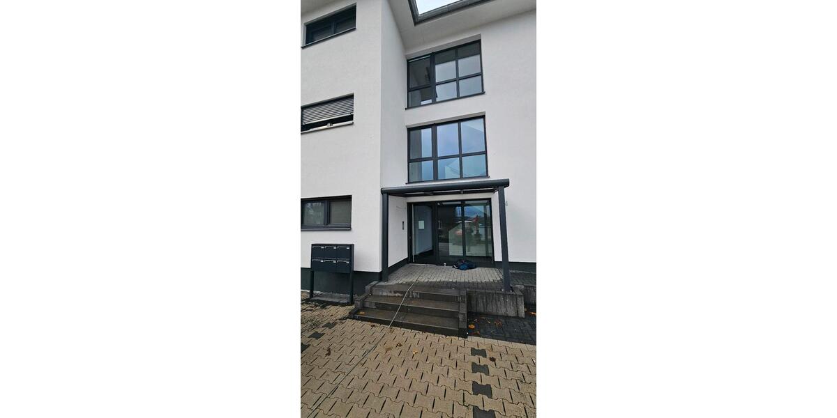 Etagenwohnung Eitorf - 3 Zimmer, 86 m&sup2;, 1.225&euro; | Angebot:25443949