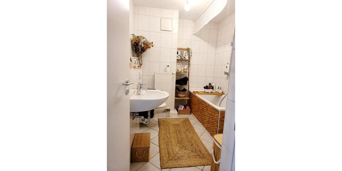 Etagenwohnung Wermelskirchen - 3 Zimmer, 68 m&sup2;, 770&euro; | Angebot:25805536
