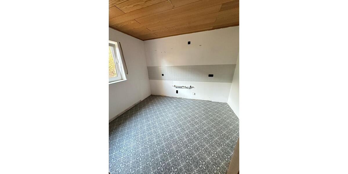 Etagenwohnung Wiehl - 3 Zimmer, 81 m&sup2;, 810&euro; | Angebot:25784136