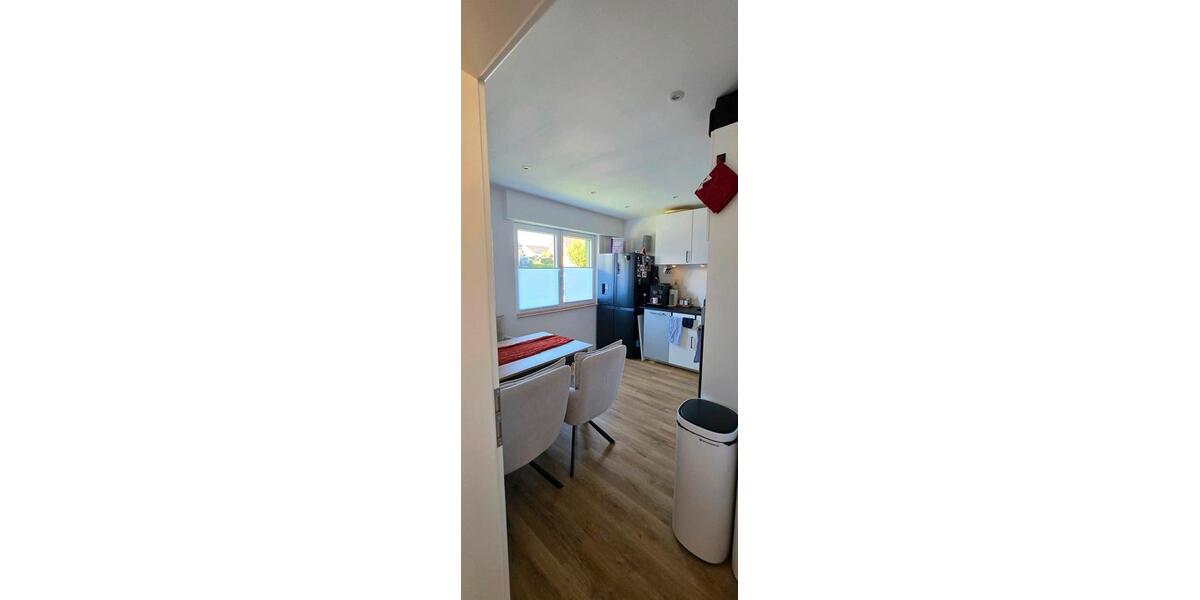 Erdgeschoßwohnung Ruppichteroth - 3 Zimmer, 94 m&sup2;, 1.480&euro; | Angebot:27550572