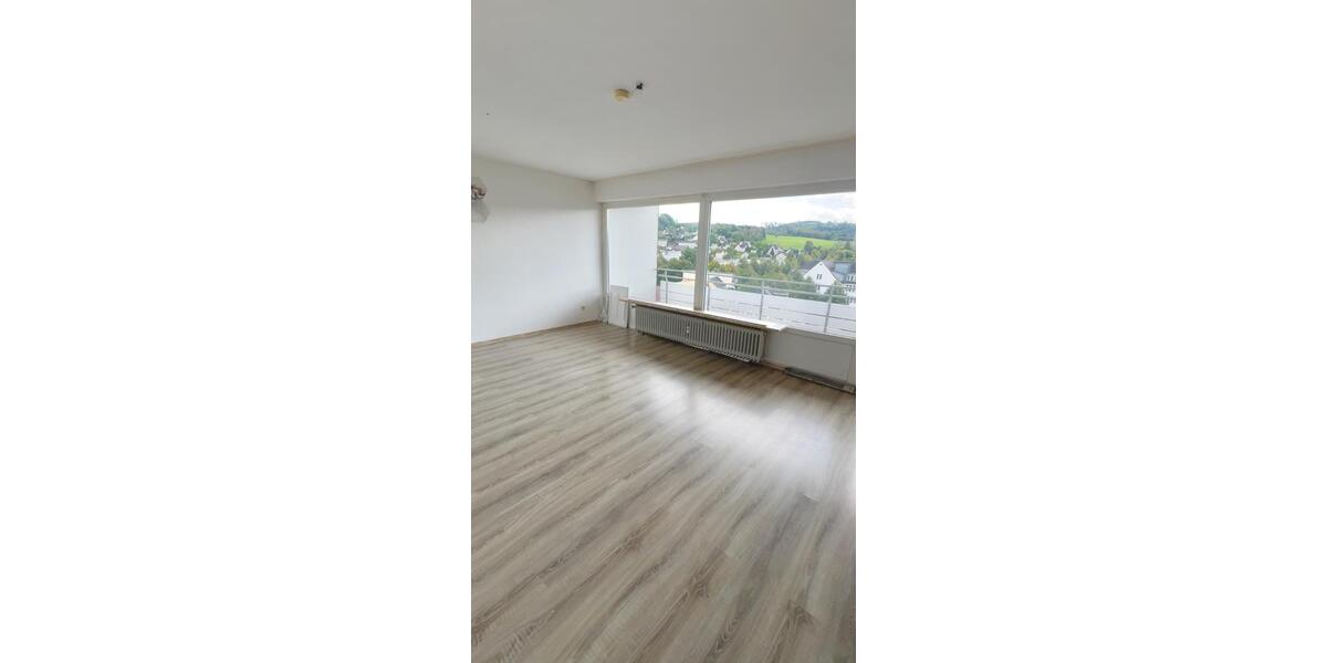 Etagenwohnung Bergneustadt - 2 Zimmer, 65 m&sup2;, 130.000&euro; | Angebot:27450777