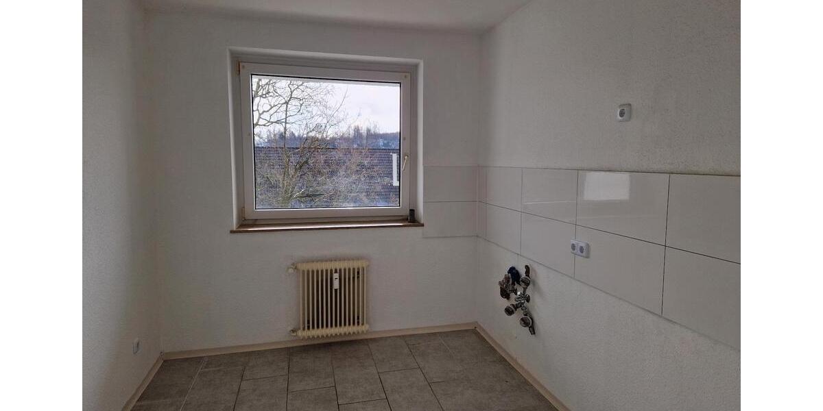 Etagenwohnung Bergneustadt - 3 Zimmer, 79 m&sup2;, 595&euro; | Angebot:24802216