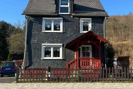 Haus Niederfischbach - 5 Zimmer, 101 m&sup2;, 128.000&euro; | Angebot:25203707