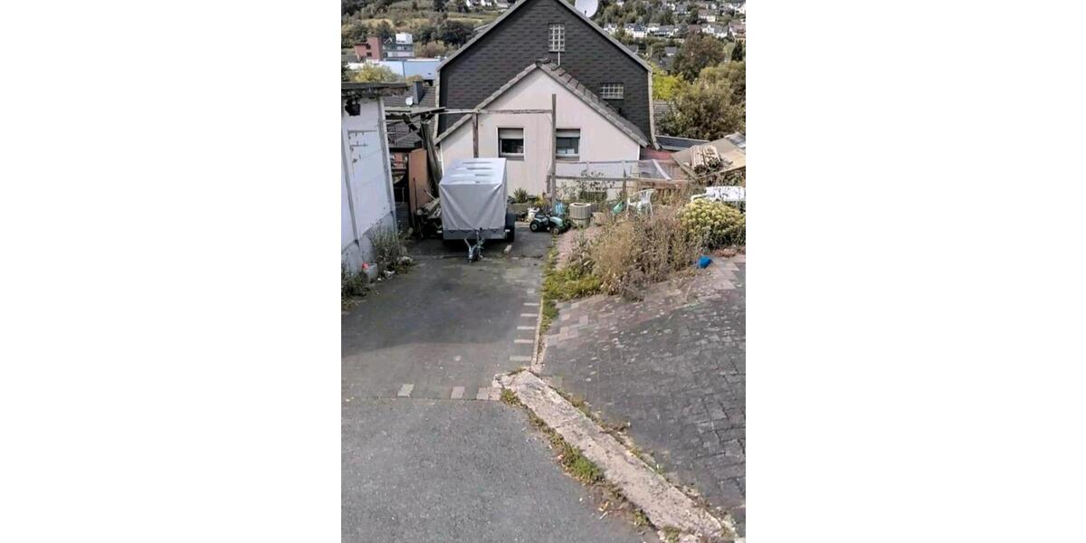 Mehrfamilienhaus, Wohnhaus Plettenberg - 10 Zimmer, 180 m&sup2;, 165.000&euro; | Angebot:24574723