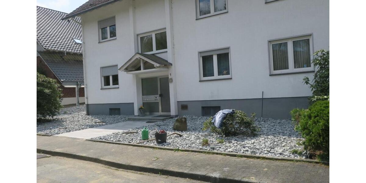 Etagenwohnung Waldbröl - 2 Zimmer, 67 m&sup2;, 500&euro; | Angebot:25478933
