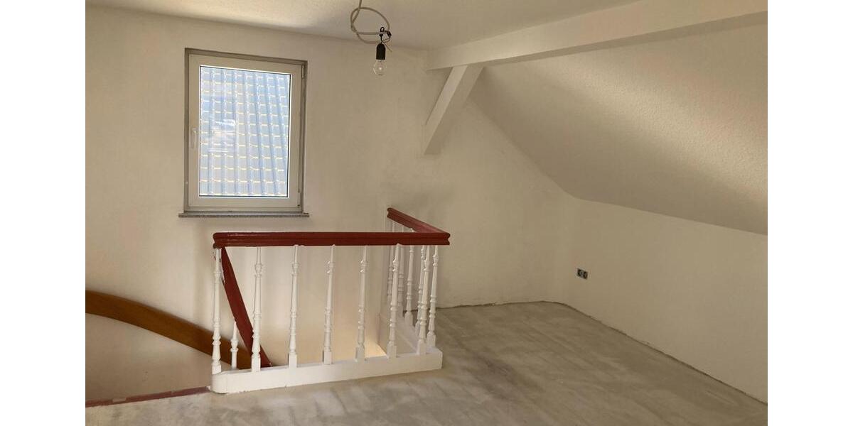 Einfamilienhaus Lindlar - 5 Zimmer, 130 m&sup2;, 1.350&euro; | Angebot:25647281