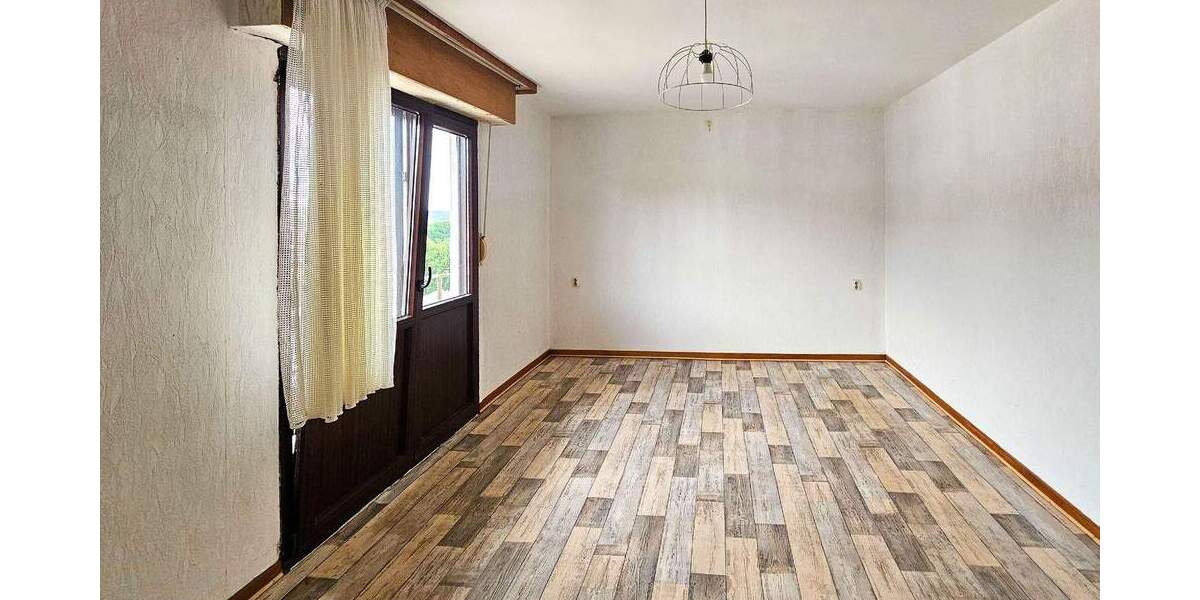 Einfamilienhaus Eitorf - 8 Zimmer, 165 m&sup2;, 298.000&euro; | Angebot:25837770