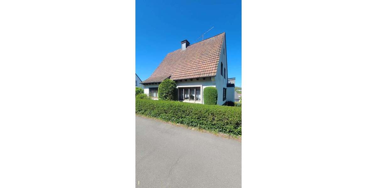 Einfamilienhaus Attendorn - 6 Zimmer, 152 m&sup2;, 275.000&euro; | Angebot:26583992