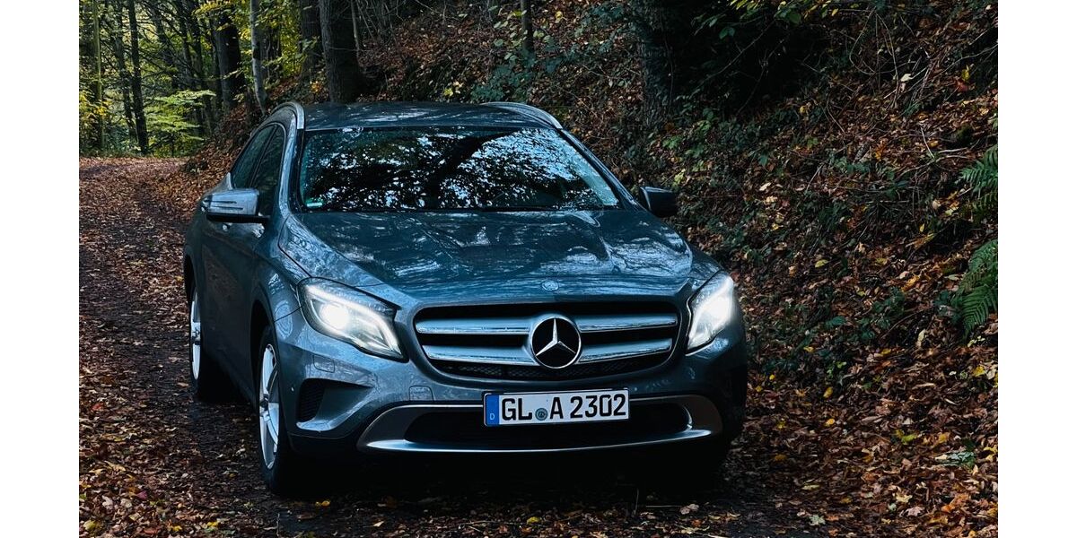 Mercedes-Benz GLA 180 79.990 km 14.499 &euro; Overath 51491