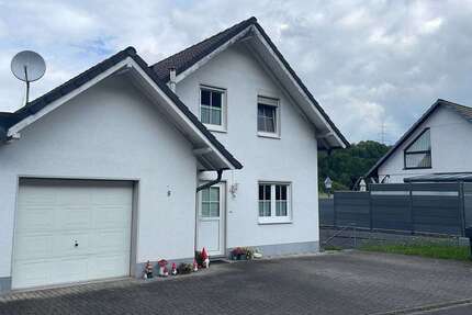 Haus Wiehl Weiershagen - 6 Zimmer, 147 m&sup2;, 360.000&euro; | Angebot:23132886