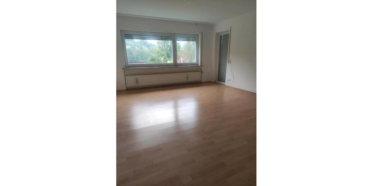 Erdgeschoßwohnung Bergneustadt - 3 Zimmer, 78 m&sup2;, 650&euro; | Angebot:27547075