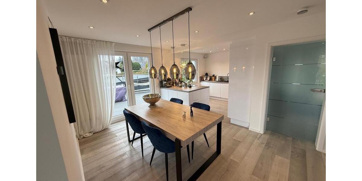 Einfamilienhaus Overath - 6 Zimmer, 170 m&sup2;, 730.000&euro; | Angebot:26311974