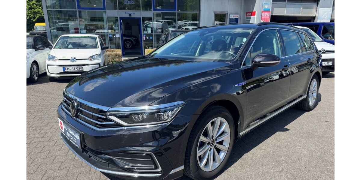 VW Passat 66.549 km 24.979 &euro; Wipperfürth 51688