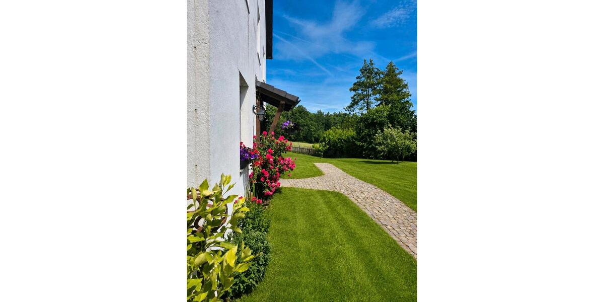 Bauernhaus, Landhaus Meinerzhagen - 4 Zimmer, 160 m&sup2;, 575.000&euro; | Angebot:27440691