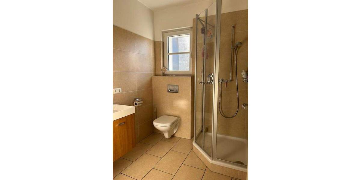 Einfamilienhaus Wiehl - 9 Zimmer, 250 m&sup2;, 679.000&euro; | Angebot:25654227